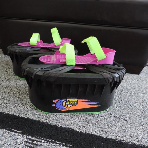 Big Time Toys Other - Vintage Moon Shoes
